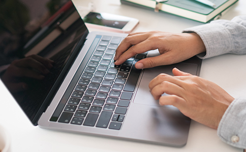 道路運(yùn)輸許可證辦理需要什么資料？